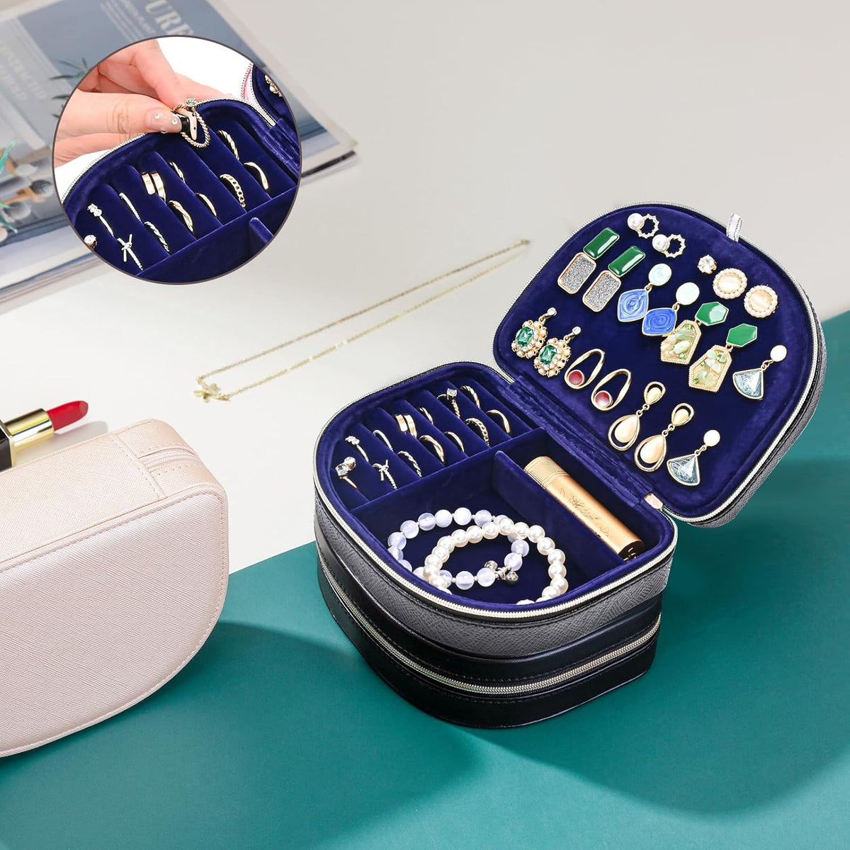 Travel Size Jewelry Box, Medium Portable Seashell-Shaped Jewelry Case, 2 Layer Jewelry Organizer in PU Leather for Women -Black