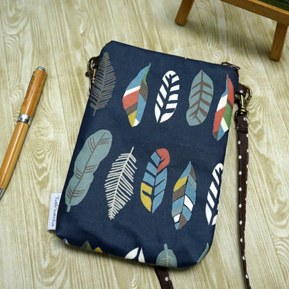 Women Crossbody Shoulder Travel Zippered Wallet Purse Clutch Phone Bag w/Detachable Strap (Wine Red)