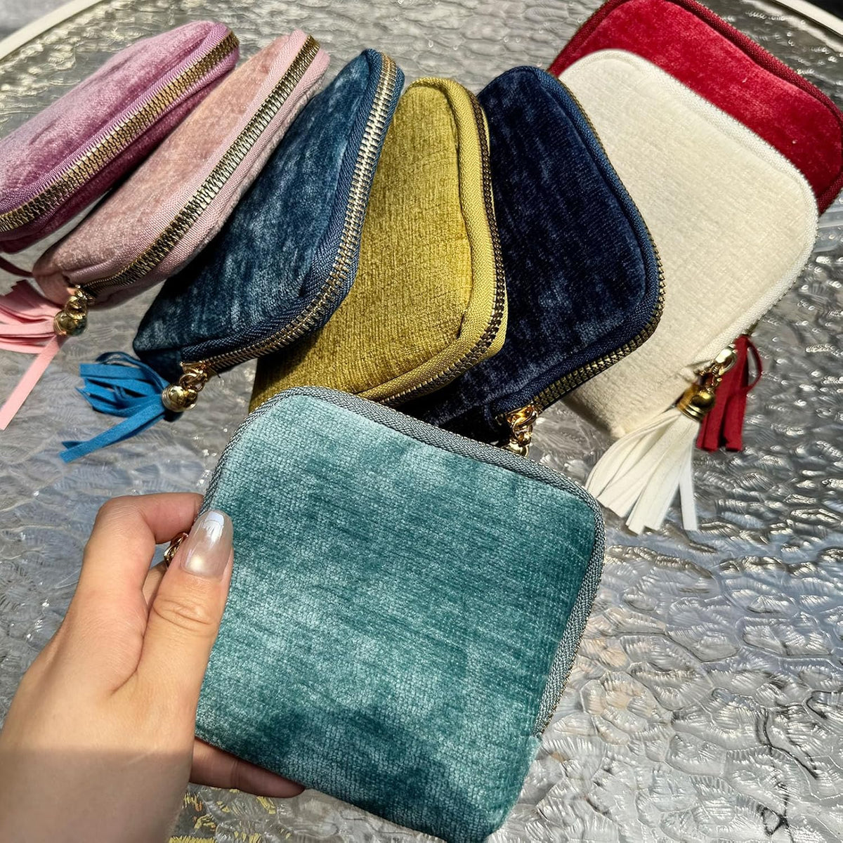 Small Travel Jewelry Pounch Case, 6-Layer Velvet Jewelry Organizer Storage Bag with Zipper, Mini Portable Pouch for Rings Earring, Anti-Scratch Jewelry Pouch Gift for Women Girls（Light Ice Blue）