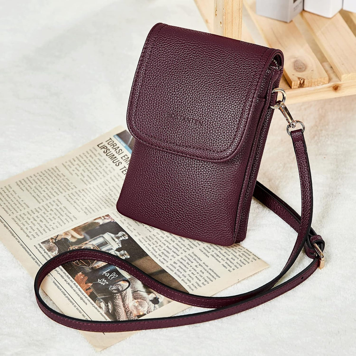 Vegan Leather Crossbody Bags for Women Designer Cell Phone Bag Wallet Purses Adjustable Strap