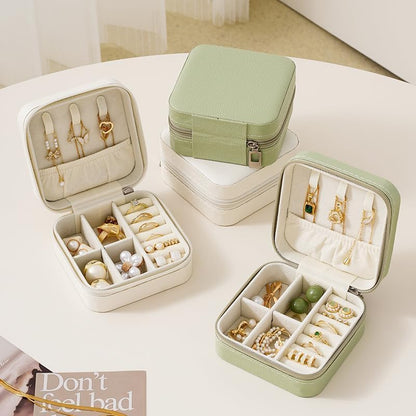 Travel Jewelry Case, Travel Jewelry Box, Mini Jewelry Travel Case, Jewelry Organizer Case, Portable Small Jewelry Organizer Storage Boxes - Best Gift for Women Girls.