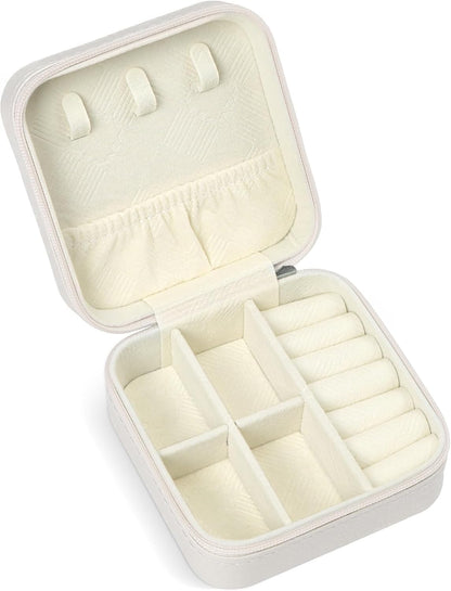 Travel Jewelry Case, Travel Jewelry Box, Mini Jewelry Travel Case, Jewelry Organizer Case, Portable Small Jewelry Organizer Storage Boxes - Best Gift for Women Girls.