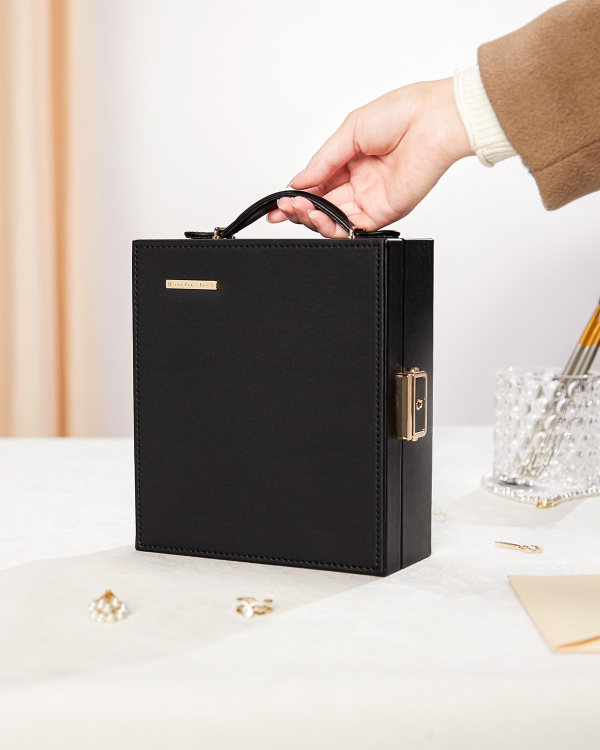 Large Travel Jewelry Case: Portable Necklace Box with Mirror - PU Leather & Velvet Lined Jewelry Organizer for Ring Earring Bangle Bracelets Watch - Birthday Gift for Her