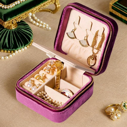 Velvet Jewelry Box, Small Travel Jewelry Organizer, Portable Jewelry Case for Women with Mirror, Green Mini Plush Travel Box