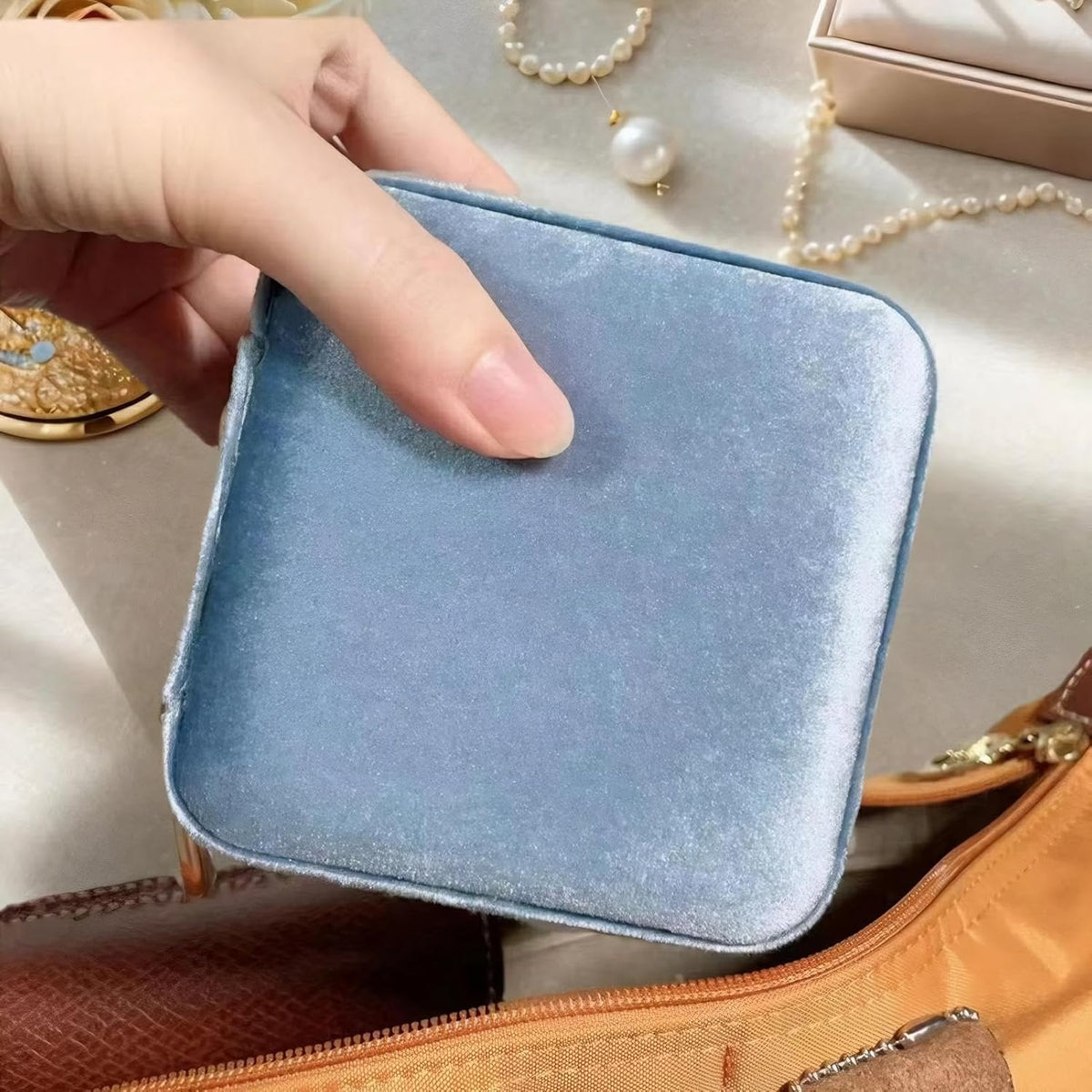 Velvet Jewelry Box, Small Travel Jewelry Organizer, Portable Jewelry Case for Women with Mirror, Green Mini Plush Travel Box