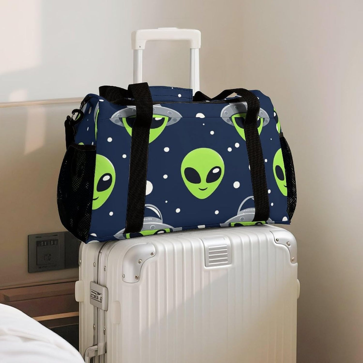 Lightweight Foldable Travel Duffel Bag Carry On Overnight Weekender Tote Bag for Women Yoga Gym