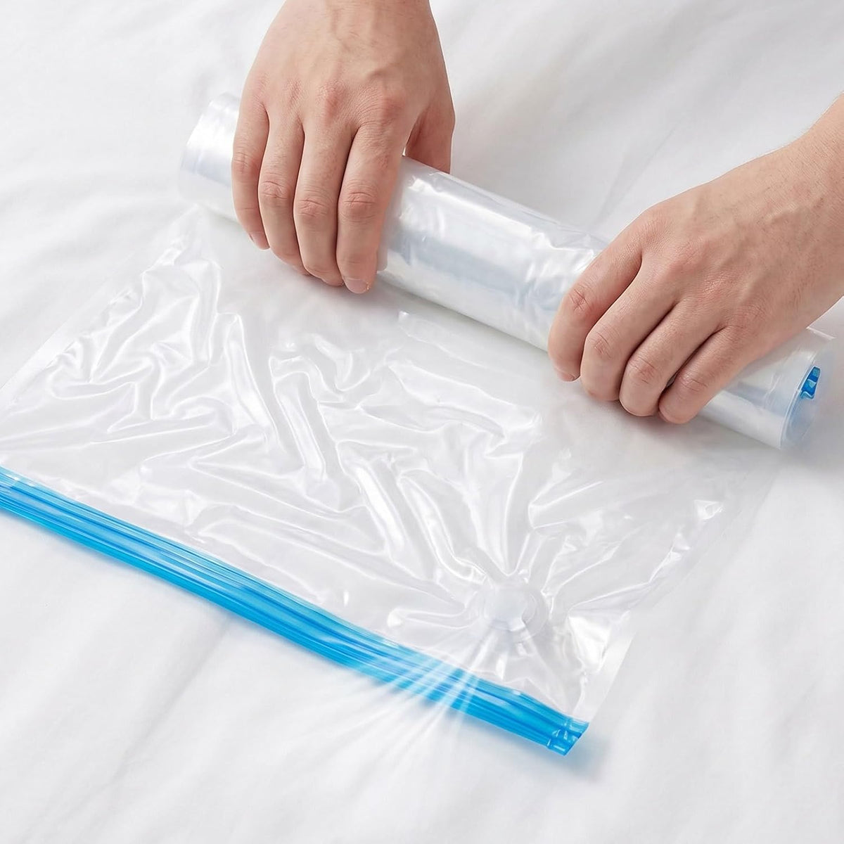 UKCOCO Roll up Compression Storage Bags Made of Pa and Pe 8pcs Reusable Vacuum Packing Bags Space Saving Organizer for Clothes and Bulky Items for Vacations and Business Trips
