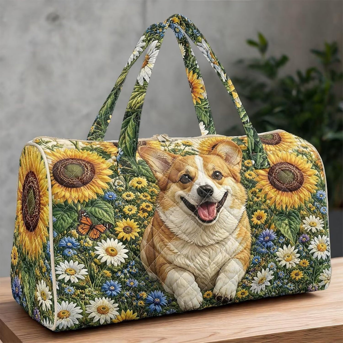 Cactus Quilted Gym Bag For Women, Quilt Large Tote Bag Holds Travel Essentials Clothes Makeup, Padded Top Handles, Lightweight Open Top with Inner Pockets to Store Cosmetics & Small Essentials