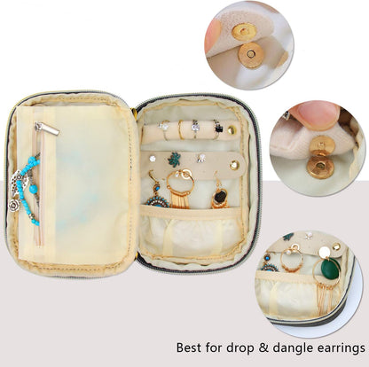Small Jewelry Travel Case, Portable Jewelry Organizer Bag for Earrings, Necklace, Rings and More (Small, Quilted- Black)