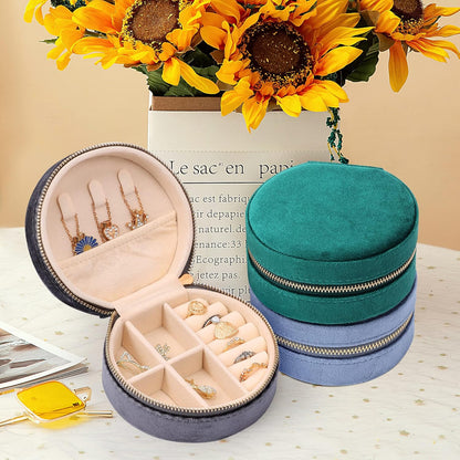 Velvet Jewelry Organizer, Mini Travel Jewelry Case, Small Portable Travel Jewelry Organizer Box with Mirror for Earrings Bracelets Rings Necklace (Beige)