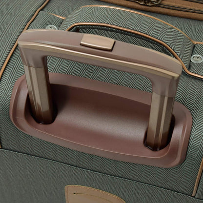 Newcastle 20 Expandable Spinner Carry-on