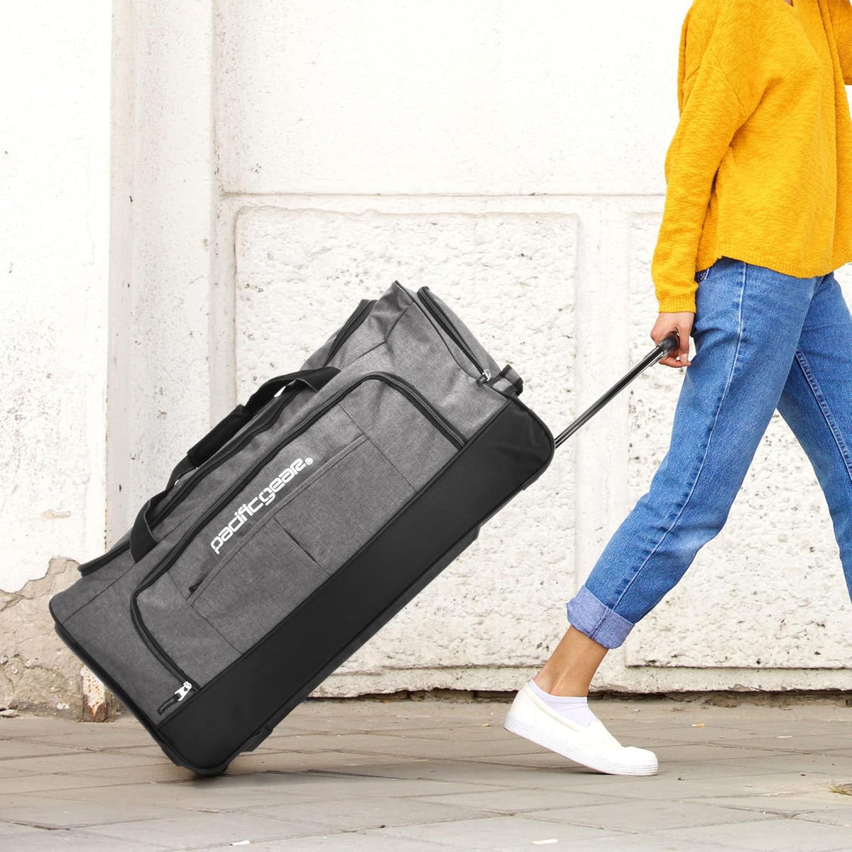 Duffel Bag with Rolling Wheels