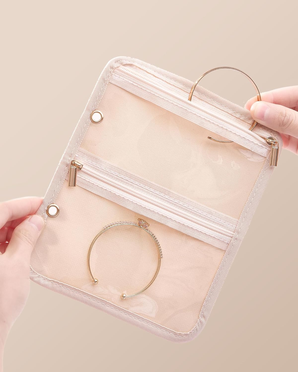 Travel Jewelry Notebook Organizer Case, Large Jewelry Binder Book with Individual Pouches, Portable Leather Zippered Bag for Jewelry Storage of Earring, Ring & Necklace, Gift for Women -Black