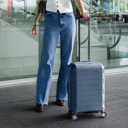 Pagosa Hardshell Expandable Luggage with Spinner Wheels, Black, 22-Inch Carry-on