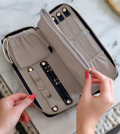 Travel Jewelry Organizer Case - for Tangle-Free Necklaces, Earrings, Rings, Bracelets Storage, Travel Essentials, Fashion Portable Jewelry Travel bags for Women - Large Black