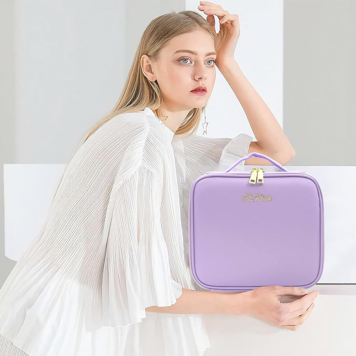 Travel Makeup Bag with Mirror of LED Lighted, Makeup Train Case with Adjustable Dividers, Makeup Case with Mirror and Detachable 10x Magnifying Mirror