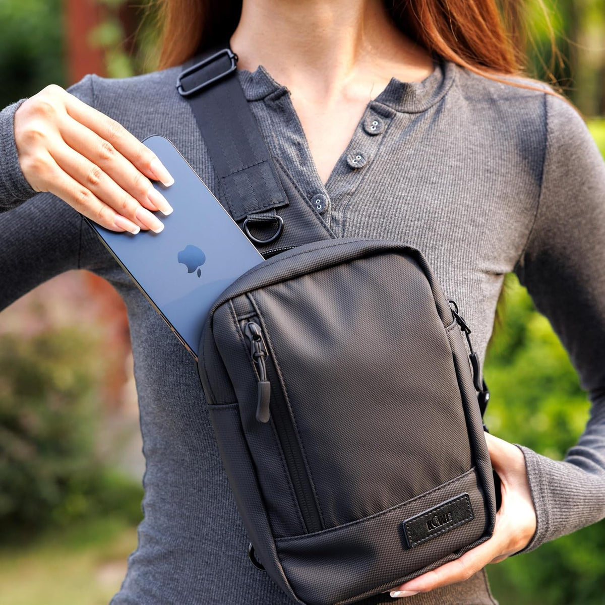 Travel Neck Phone Holster Pouch for 17 16 15 Pro Max 26 S25 | for 4.5-6.7" smartphones, adjustable crossbody strap, Card slot & zipper pocket, shock padding, water-resistant Oxford