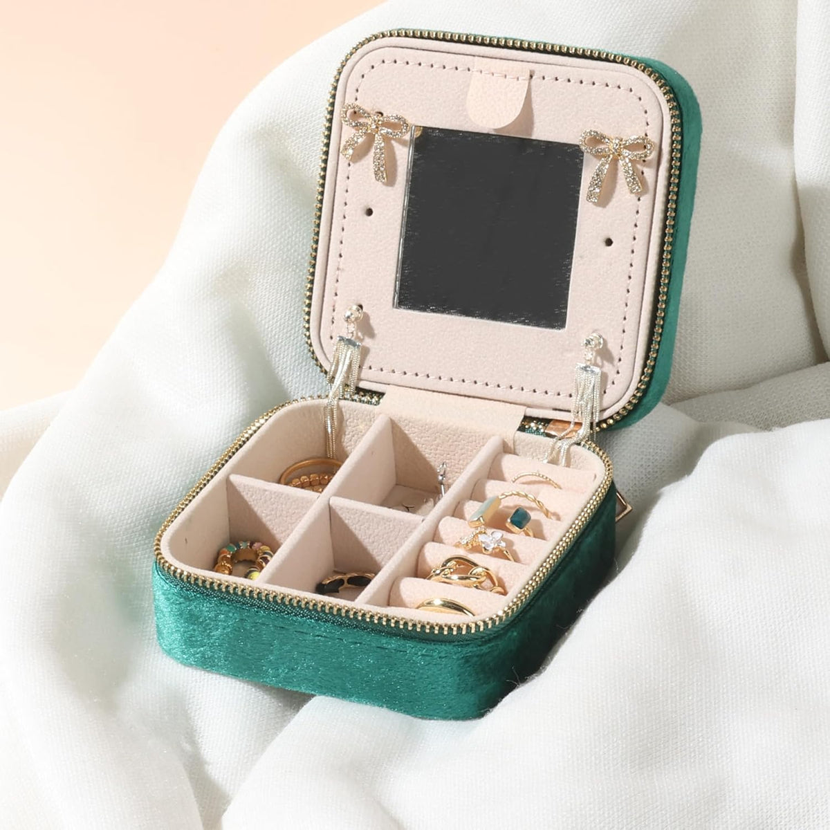 Travel Jewelry Case for Women Girls, Jewelry Box Organizer,6.3x4.3In,Pink