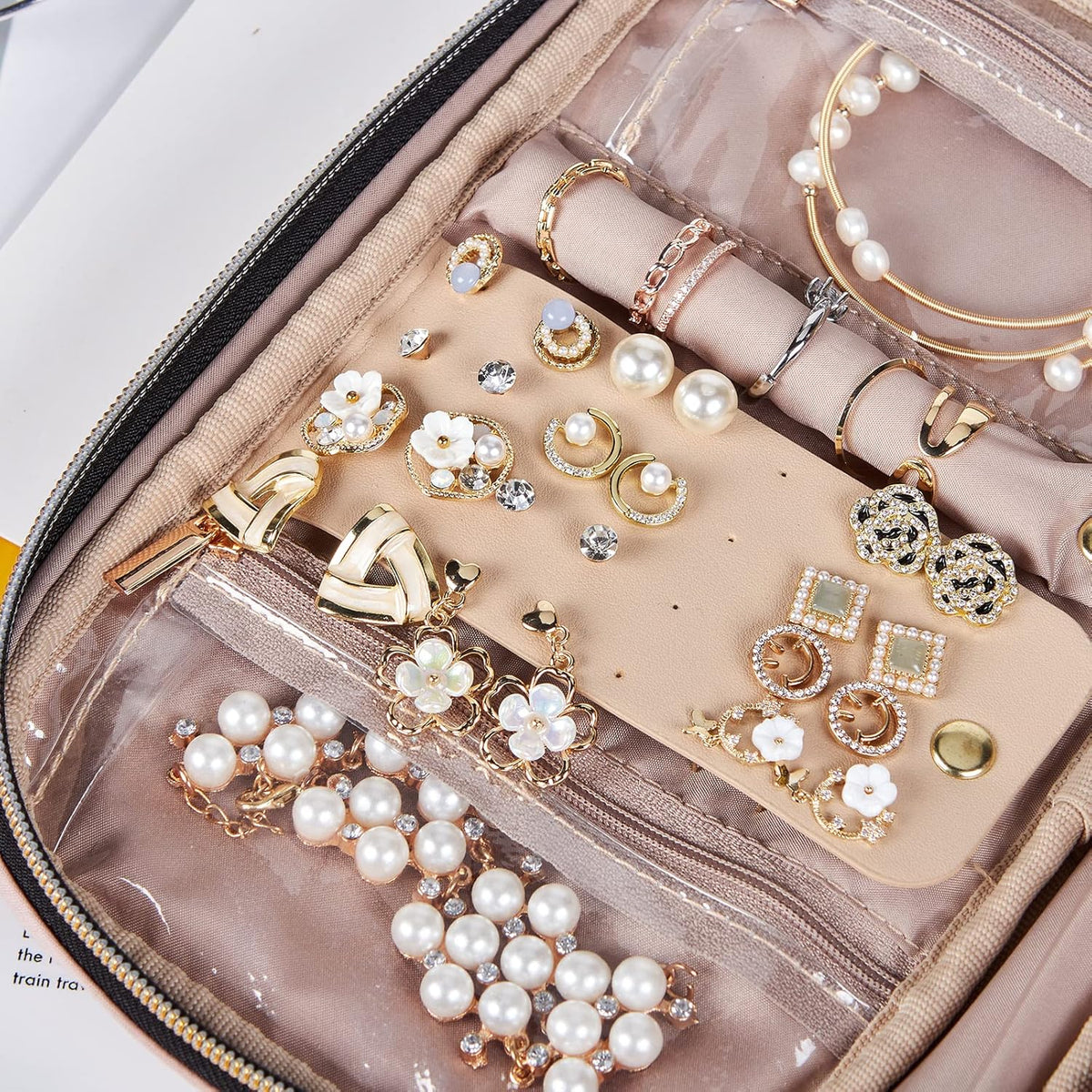 Travel Jewelry Case Organizer, Compact Jewelry Storage Bag for Necklaces, Earrings, Rings, Bracelets and Watch, Portable Jewelry Holder for Trip, Vacation, Daily Use, Pink