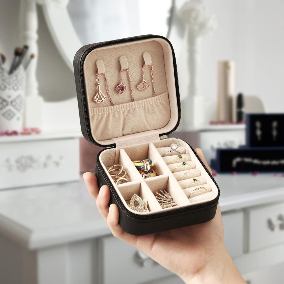 Travel Jewelry Case, Mini Portable Jewelry Travel Boxes, Small Jewelry Organizer for Rings, Earrings, Pendants, Watches, Necklaces, Lipsticks Organizer Storage Holder Case (Pink)
