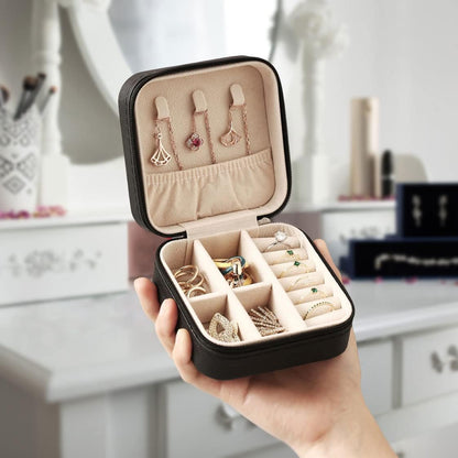 Travel Jewelry Case, Mini Portable Jewelry Travel Boxes, Small Jewelry Organizer for Rings, Earrings, Pendants, Watches, Necklaces, Lipsticks Organizer Storage Holder Case (Pink)