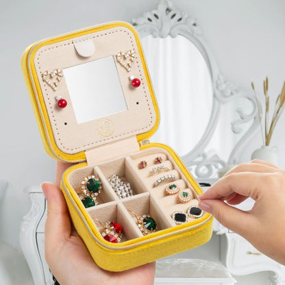 Travel Jewelry Case, Mini Portable Jewelry Travel Boxes, Small Jewelry Organizer for Rings, Earrings, Pendants, Watches, Necklaces, Lipsticks Organizer Storage Holder Case (Pink)