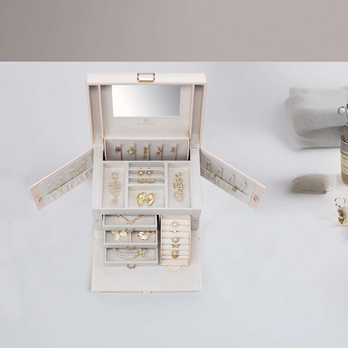 Mirrored Jewelry Box Organizer, Leather Jewelry Storage Case, Necklaces Earrings Rings Brackets Box Holder, Pearl White