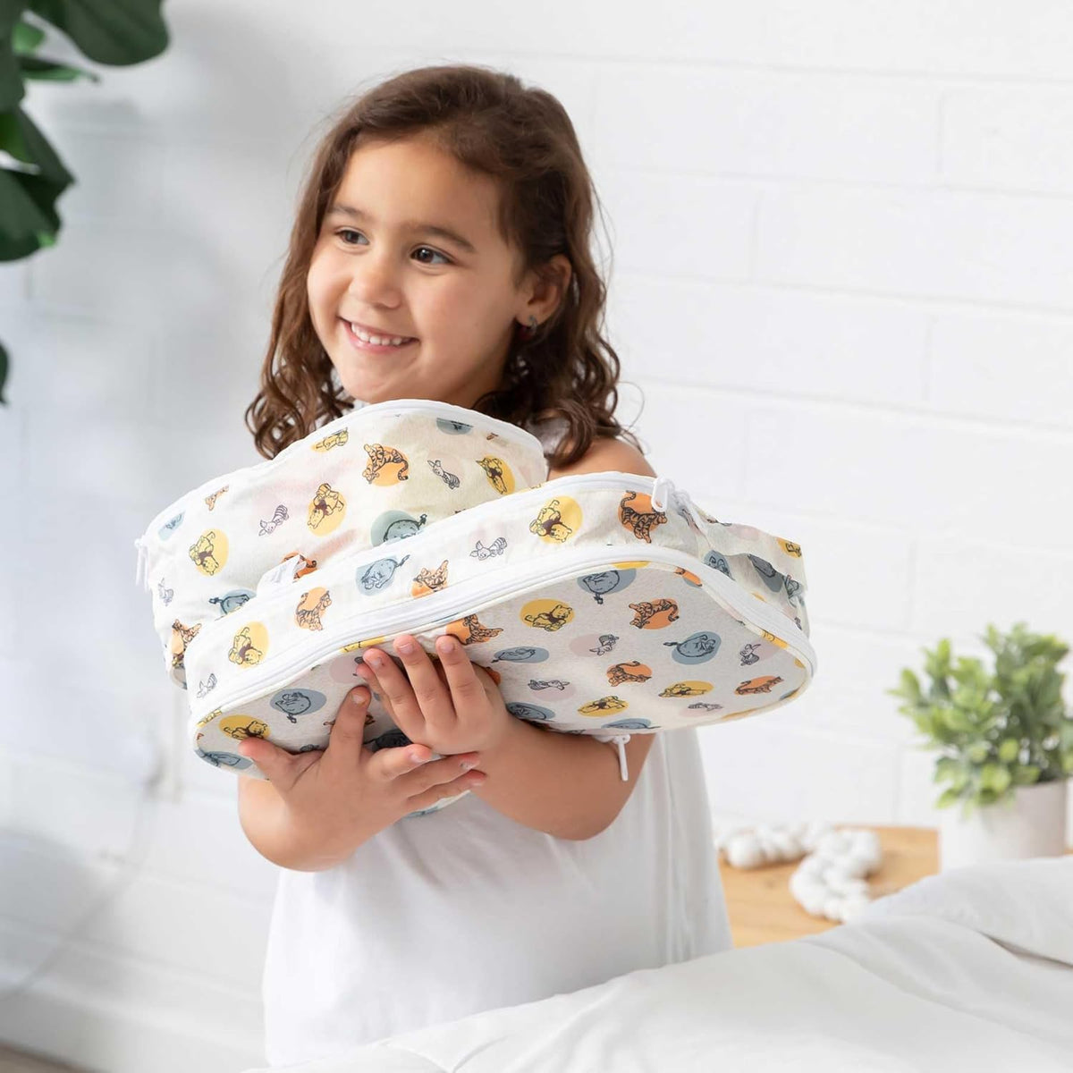 Disney Packing Cubes for Travel Bag, Organize Luggage with Compression Bags, Essential Traveling Accessories, Pack Carry On Suitcase for Clothes or Toiletries, Set of 2 Sizes, Winnie the Pooh