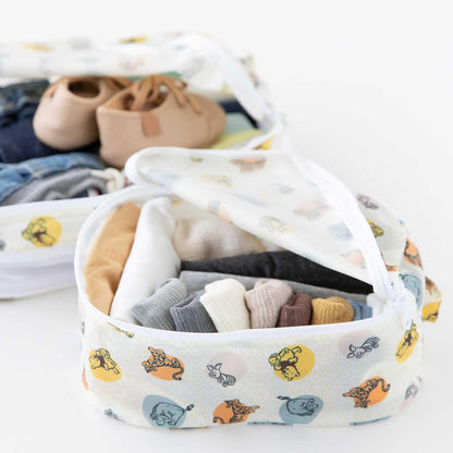 Disney Packing Cubes for Travel Bag, Organize Luggage with Compression Bags, Essential Traveling Accessories, Pack Carry On Suitcase for Clothes or Toiletries, Set of 2 Sizes, Winnie the Pooh