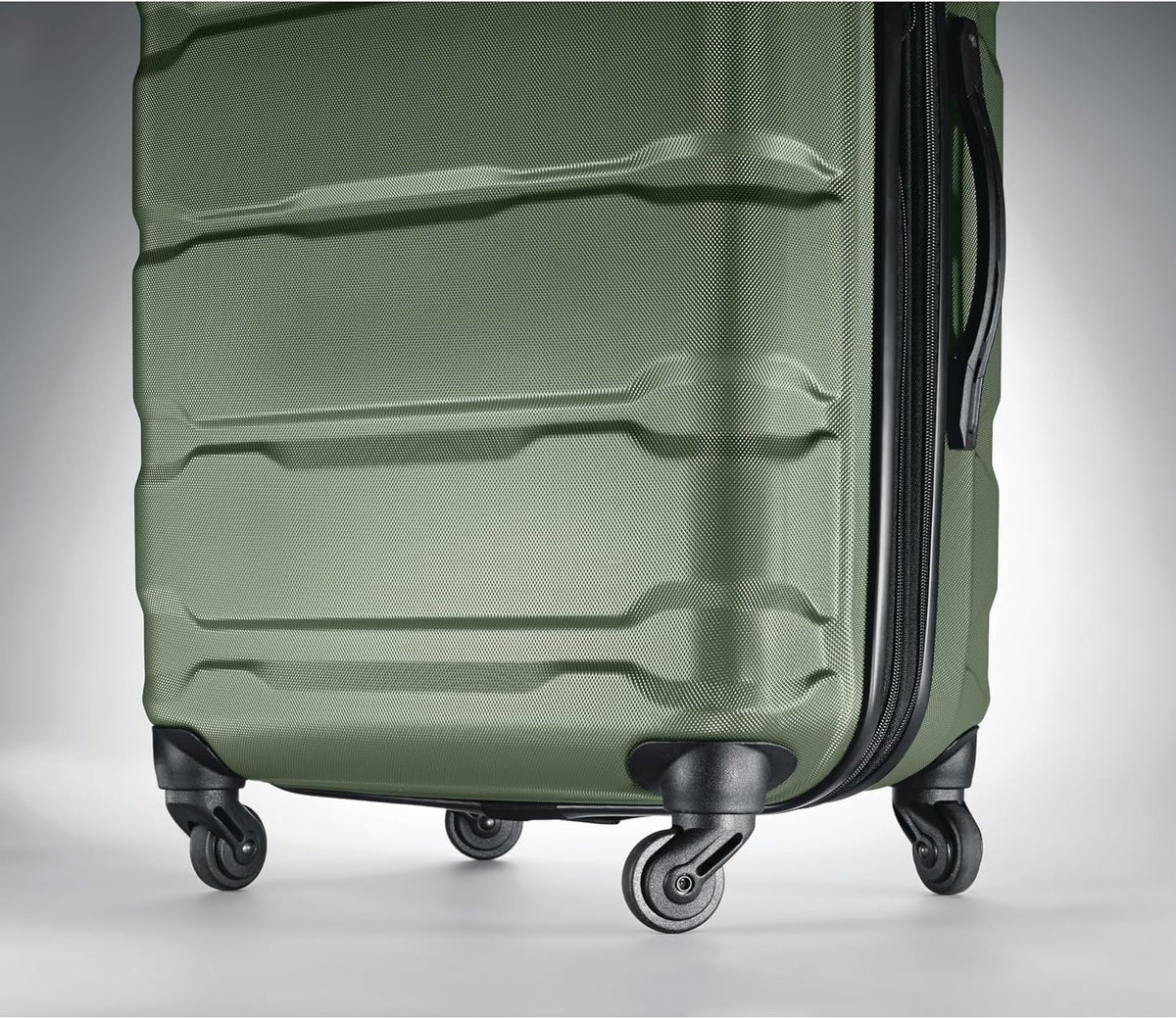 Omni PC Hardside Expandable Luggage with Spinner Wheels, Black, Carry-On 20-Inch