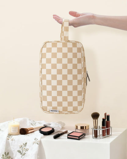 Clear Travel Toiletry Bags for Traveling Toiletries Men Women, Clear Makeup Bag Cosmetic Bag with Zipper, Make Up Pouch Organizer Bag with Handle, Skincare Beach Snack Medicine Bag, Black