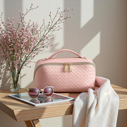 Clear Portable Makeup Bag Organizer TSA Approved Travel Toiletry Bag for Women Multipurpose Cosmetic Bag Case with Zipper with Transparent Vinyl Windows & Handle Strap