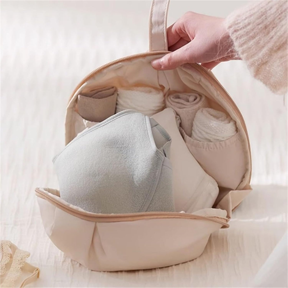 Travel Underwear Organizer Bag Portable Travel Bra Underwear Organizer Bags Multi-function Storage Bag for Intimate Clothes(Beige)