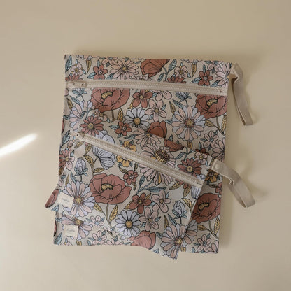 Water Resistant Wet Bags | Large & Small Reusable Storage Bag for Baby Items and Travel | Zippered Pockets with Handle | Machine Washable, Set of 2 (Happy Flowers Check)