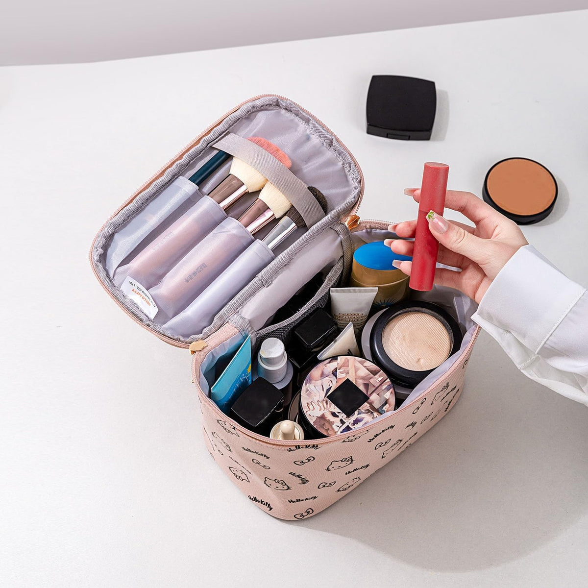 Makeup Bag Large Waterproof Cosmetic Bags with Divider and Brush Holder,Cute Printed Makeup Organizer for Women Traveling,Portable Toiletry Bag for Girls