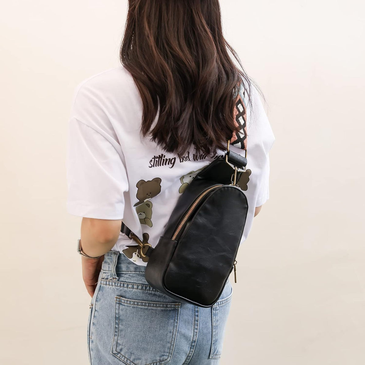 Sling Bag for Women Chest Bag Small Crossbody Bag PU Leather Satchel Daypack Shoulder Backpack for Traveling Hiking