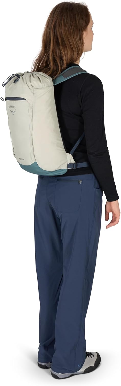 Daylite Cinch Backpack - Lightweight Travel Bag for Hikes, Festivals, and Everyday, Seaweed Green Amazon Exclusive