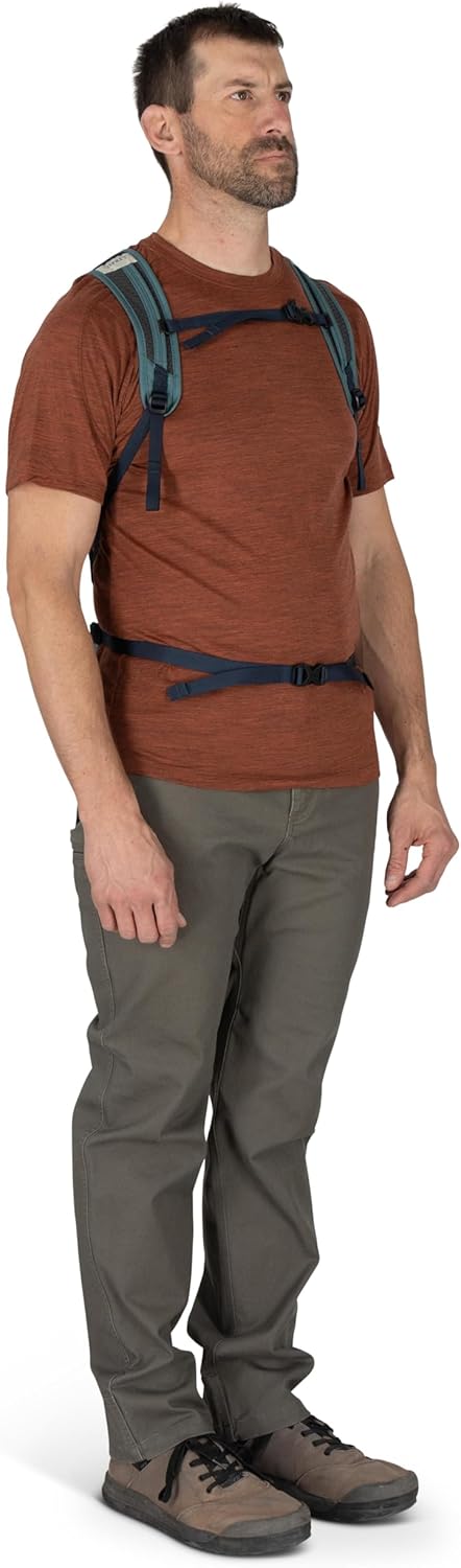 Daylite Cinch Backpack - Lightweight Travel Bag for Hikes, Festivals, and Everyday, Seaweed Green Amazon Exclusive