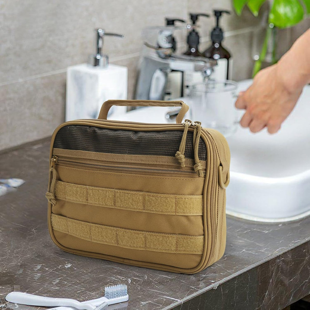 Tactical Travel Toiletry Bag for Men and Women, Hanging Travel Toiletry Organizer Dopp Kit, Toiletries Shaving Hygiene Bathroom Bag,Men's Toiletry Bag for Short Trips Camping - Black