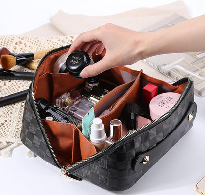 Cessfle Large Capacity Travel Cosmetic Bag Plaid Checkered Makeup Bag Portable Leather Waterproof Skincare Bag with Handle and Divider for Women 01-Pink