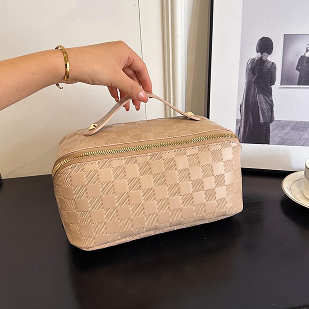 Cessfle Large Capacity Travel Cosmetic Bag Plaid Checkered Makeup Bag Portable Leather Waterproof Skincare Bag with Handle and Divider for Women 01-Pink