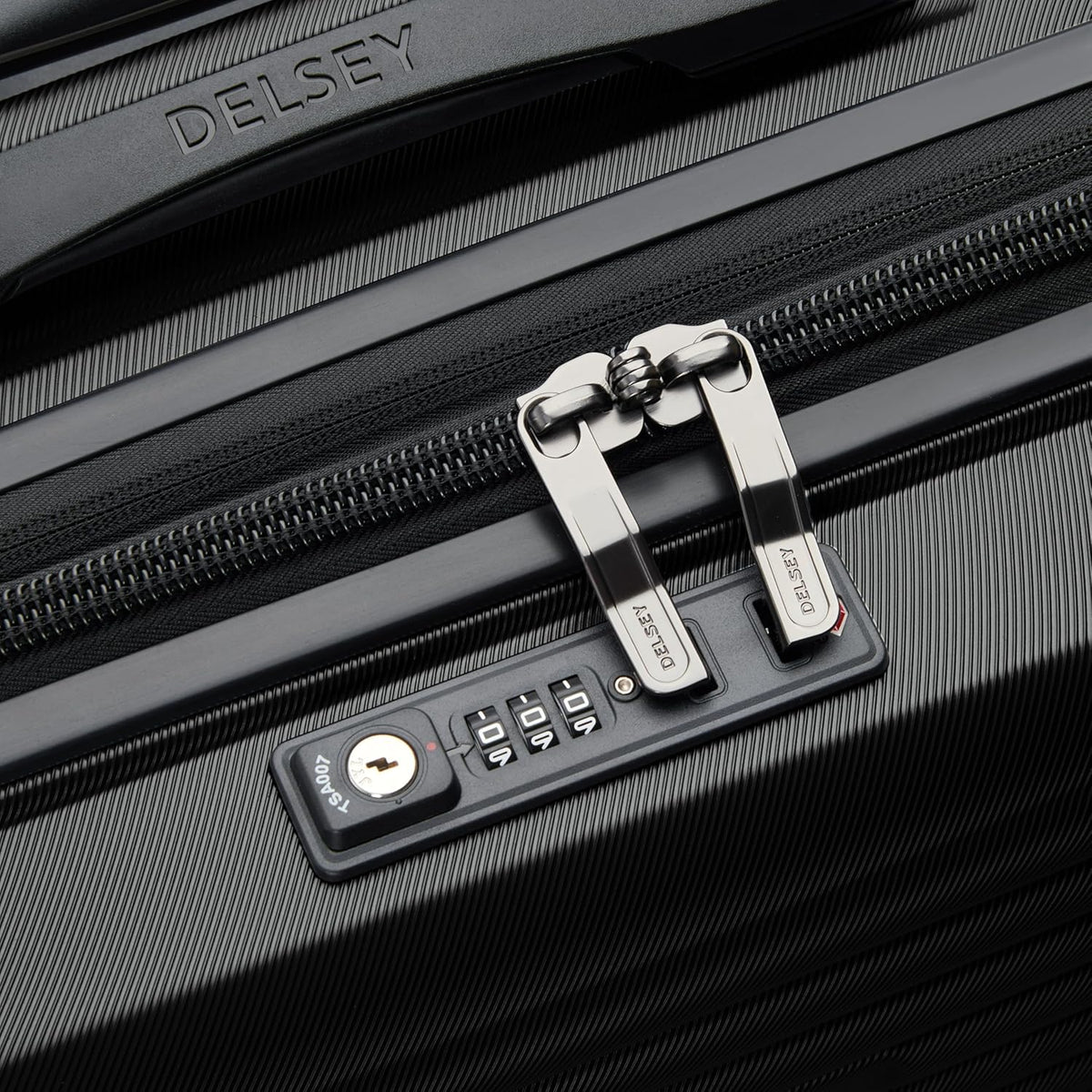 DELSEY PARIS Cruise 3.0 Hardside Underseater Carry On Luggage with 2 Wheels, Black