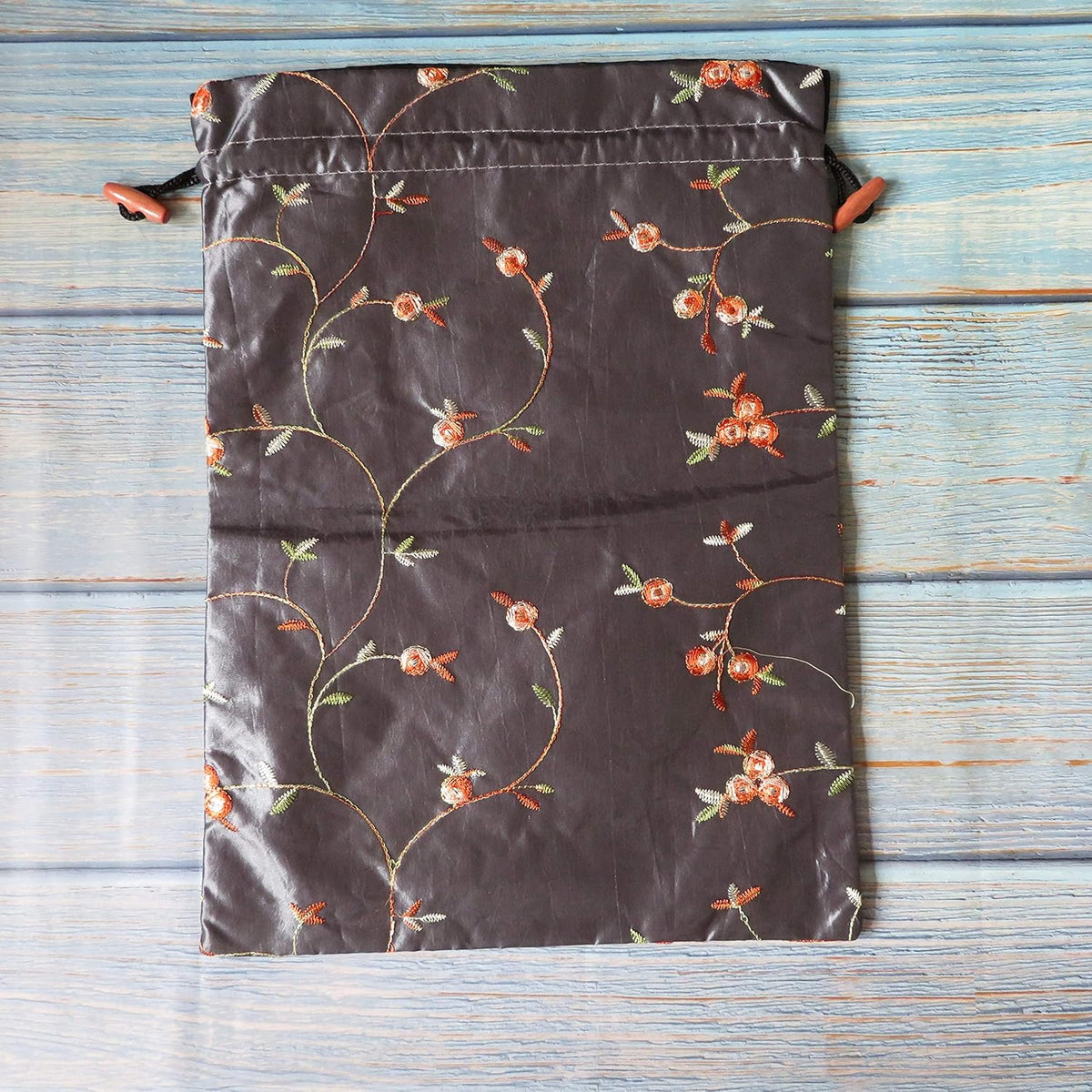 4pcs Embroidered Silk Flower Design Jacquard Travel Bag, Laundry Bags Shoe Bags, Lingerie Bags Underwear Bags for Travel Storage for Men Women Washable Cloth Shoe Bags