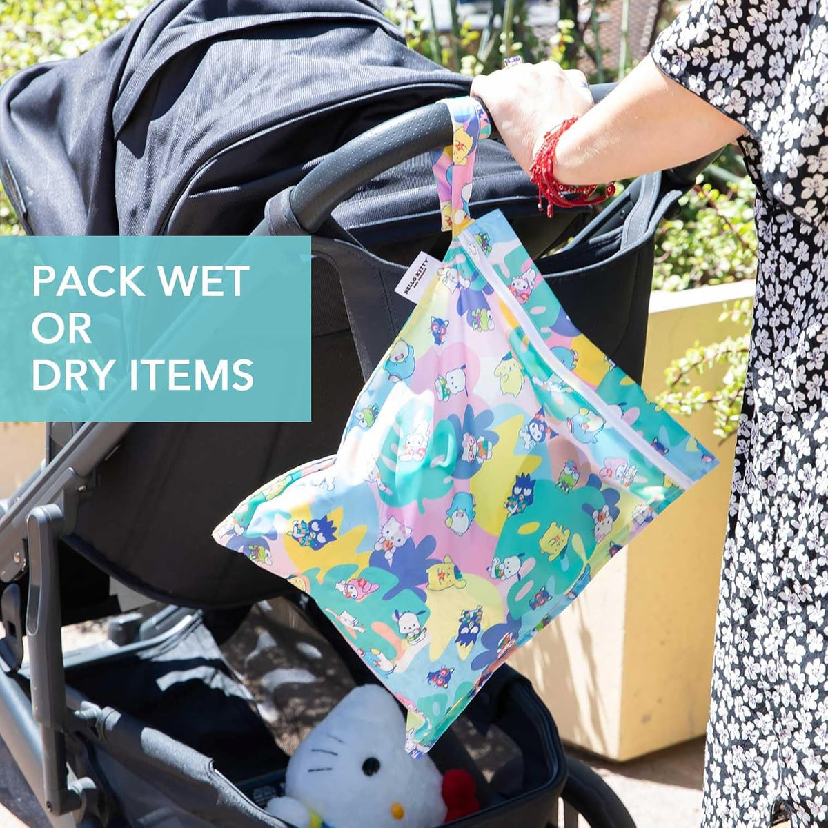 Disney Waterproof Wet Bag for Baby, Travel, Swim Suit, Cloth Diapers, Pump Parts, Pool, Beach, Gym Clothes, Toiletry, Hook to Stroller, Daycare, Zip Reusable Wetdry Packing, Minnie Mouse Icon
