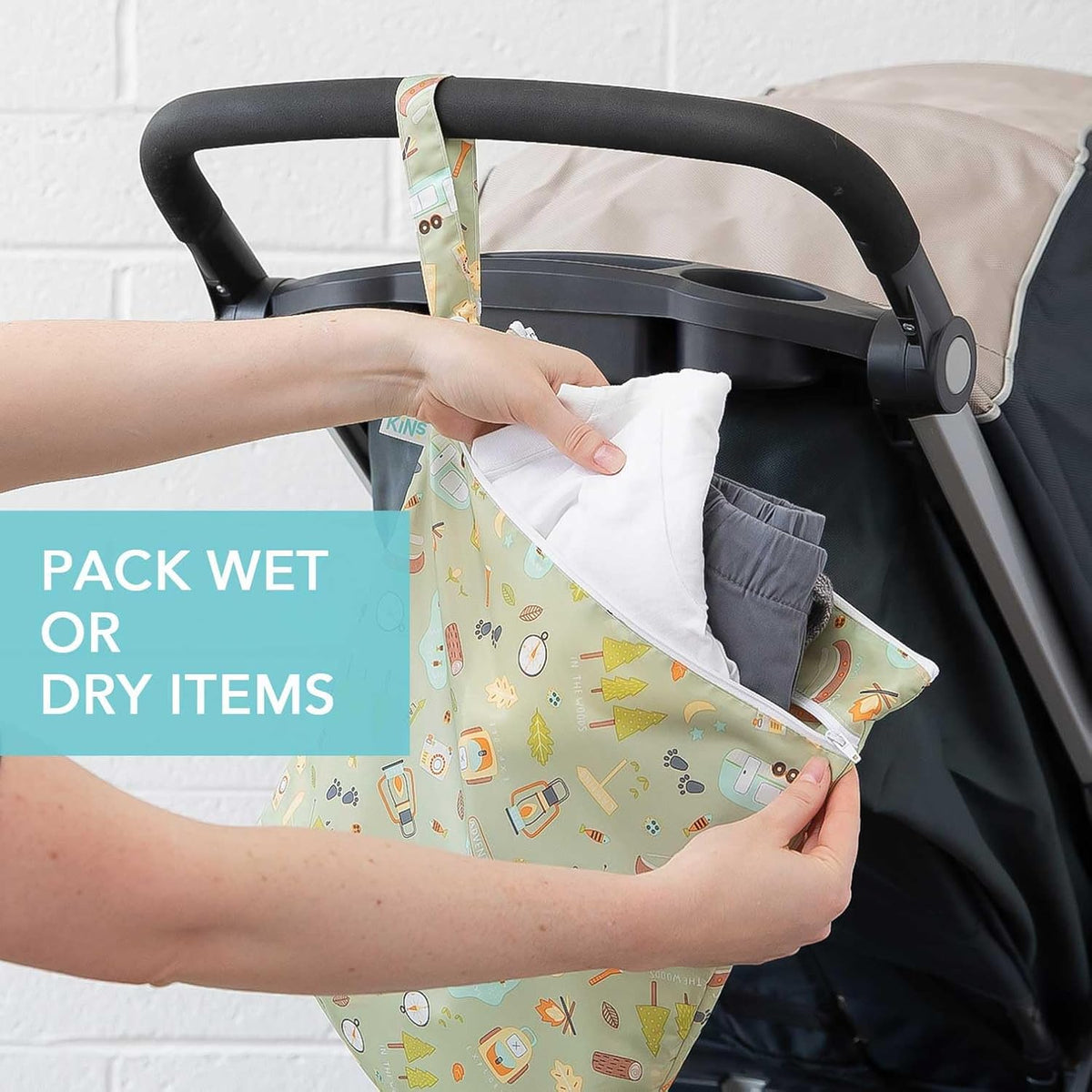 Disney Waterproof Wet Bag for Baby, Travel, Swim Suit, Cloth Diapers, Pump Parts, Pool, Beach, Gym Clothes, Toiletry, Hook to Stroller, Daycare, Zip Reusable Wetdry Packing, Minnie Mouse Icon