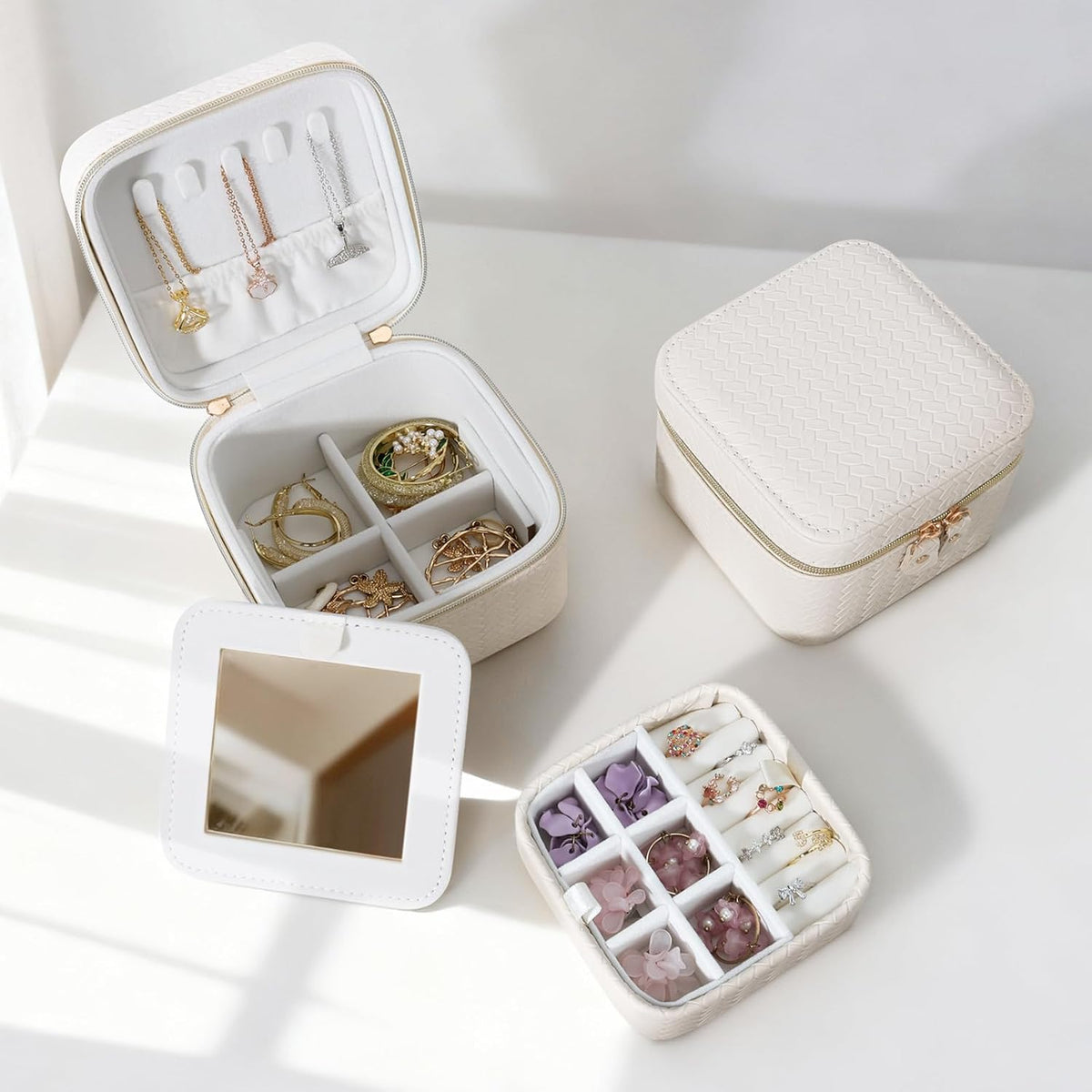 Travel Jewelry Case for Woman, Small Travel Jewelry Box with Mirror,4.72×4.72×3.54 inches,Portable Design Travel Jewelry Organizer,Double Headed Zipper