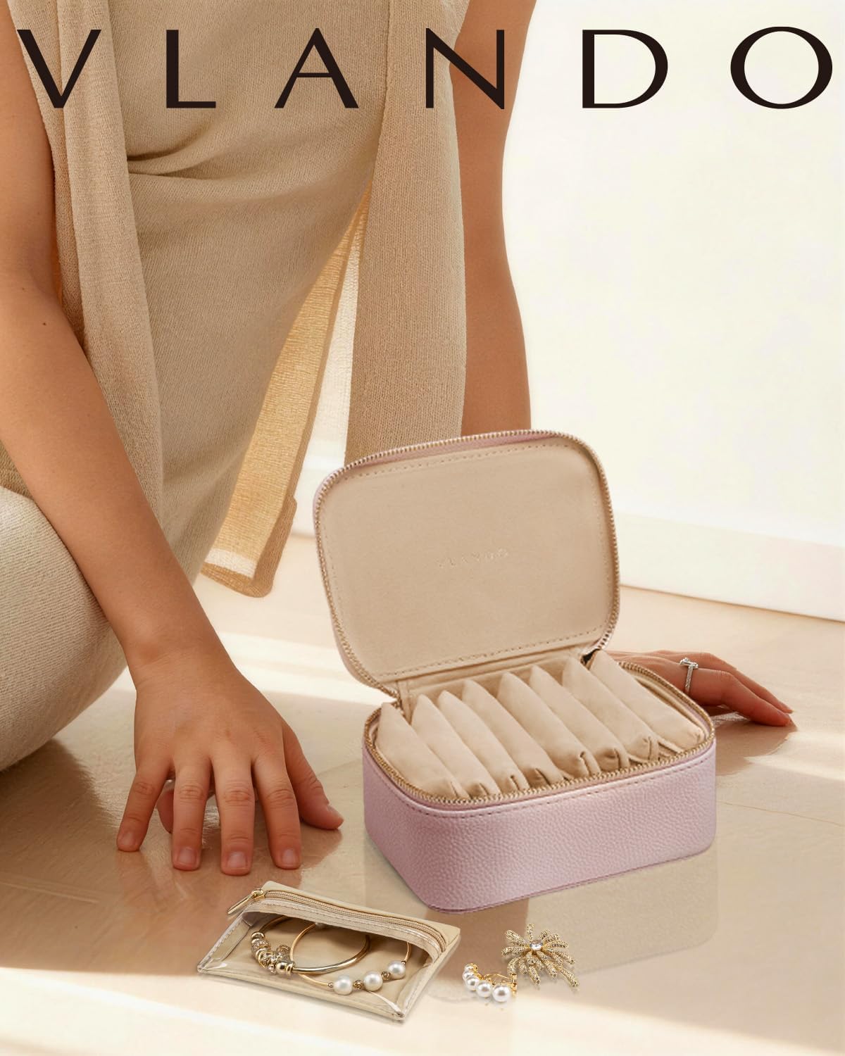 Travel Jewelry Case,Jewelry Box with 12 Velvet Jewelry Pouch Jewelry Travel Organizer for Women Girl Jewelry Case Necklace Rings Earrings Bags Wedding Gifts (White)