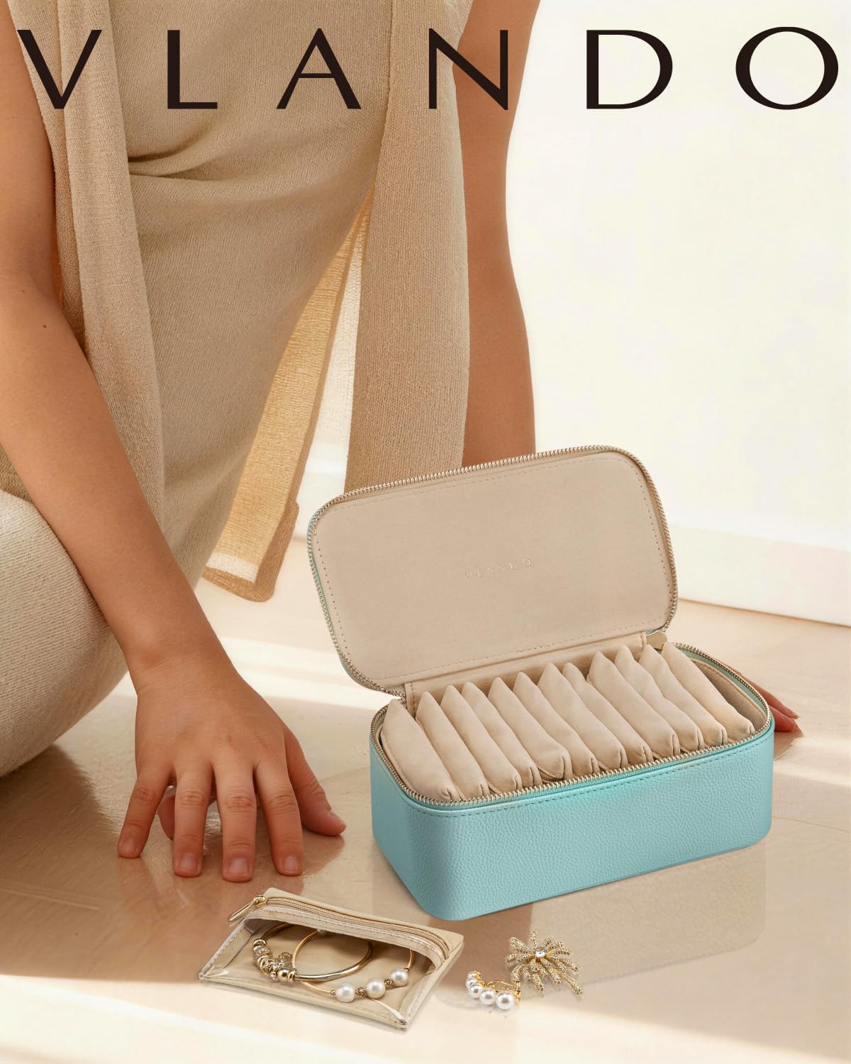Travel Jewelry Case,Jewelry Box with 12 Velvet Jewelry Pouch Jewelry Travel Organizer for Women Girl Jewelry Case Necklace Rings Earrings Bags Wedding Gifts (White)