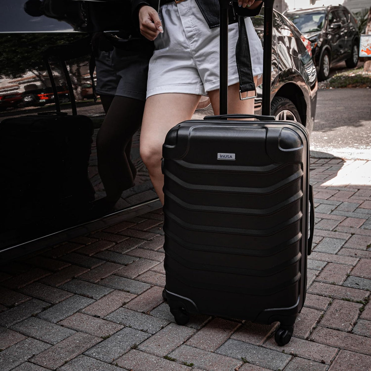 ENDURANCE Luggage with Spinner Wheels | Durable Lightweight Hardshell Suitcase, Spacious Travel Bag with Handle and Trolley | 20-Inch Carry On Small Luggage | Black