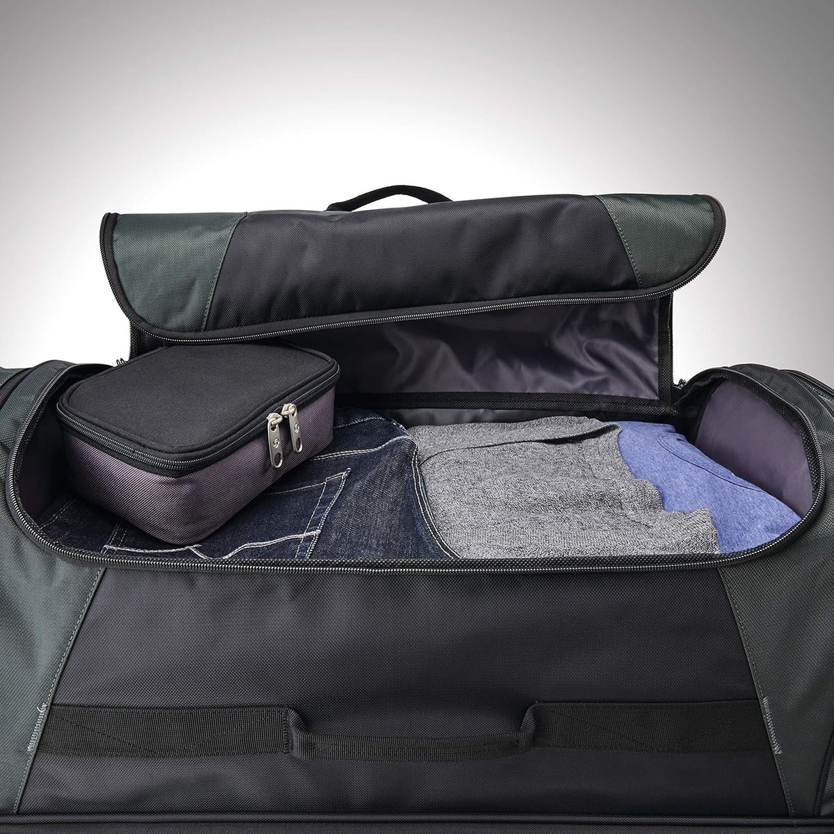 Andante 2 Wheeled Duffel Bag – 32-Inch Durable Rolling Luggage with Inline Skate Wheels, Push-Button Handle & Spacious Compartments – Travel-Friendly and Lightweight- Navy/Black